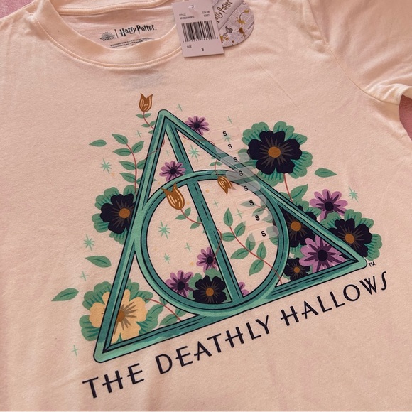 NWT Harry Potter The Deathly Hallows T-Shirt - Picture 3 of 7